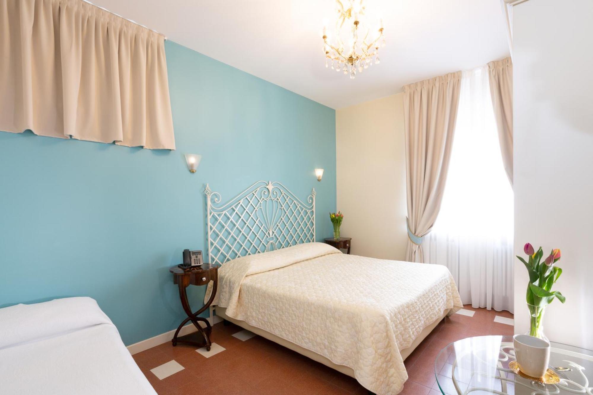 La Castellana Loft Hotel Bergamo Exterior photo